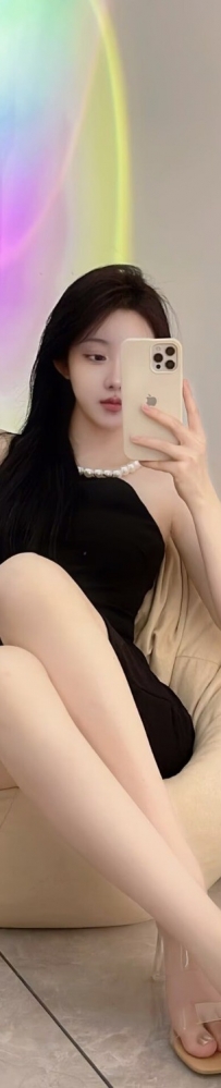 南开风趣萌妹完美身材