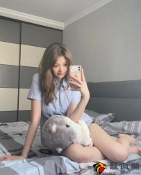 河西风骚小妹制服丝袜多